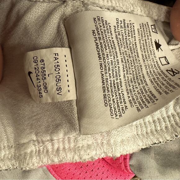 Nike Dri-Fit Neon Pink w/Black & Gray Camo Print Running Shorts Youth Large - Picture 4 of 4